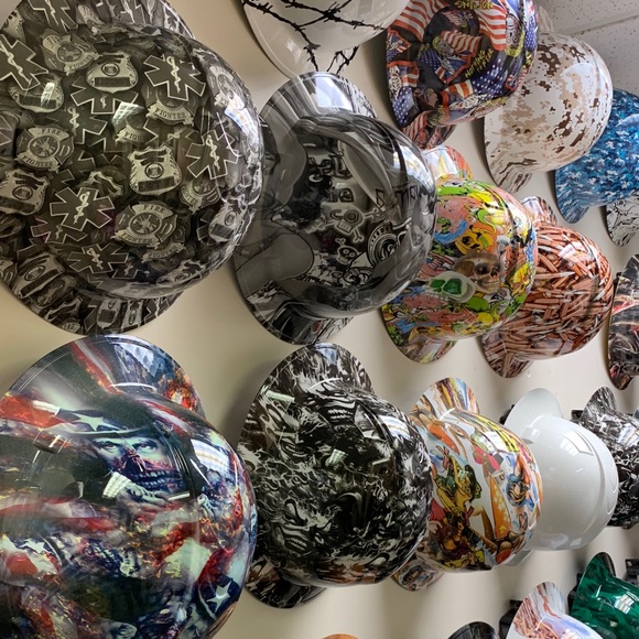 One of a kind HYDROGRAPHIC 1st responders hard hat - Picture 3 of 7